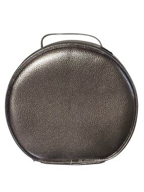 Neiman Marcus unlabeled makeup cosmetic travel bag in Silver